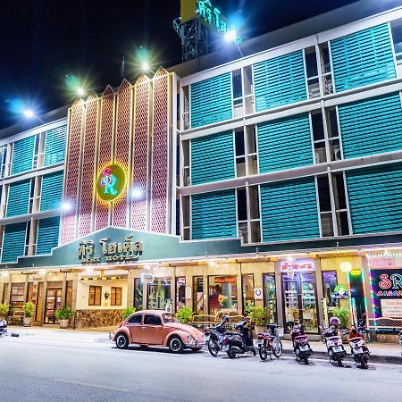 Siri Hotel Накхонратчасіма Екстер'єр фото
