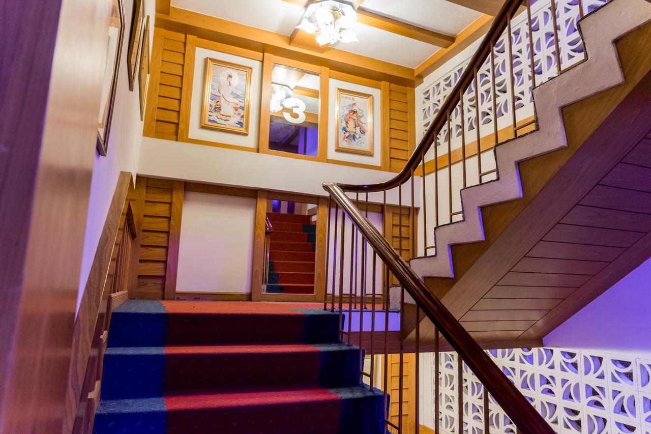 Siri Hotel Накхонратчасіма Екстер'єр фото